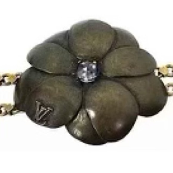 Authentic Louis Vuitton Rare Runway Resin & Crystal Flowers Brass Necklace - Picture 5 of 7